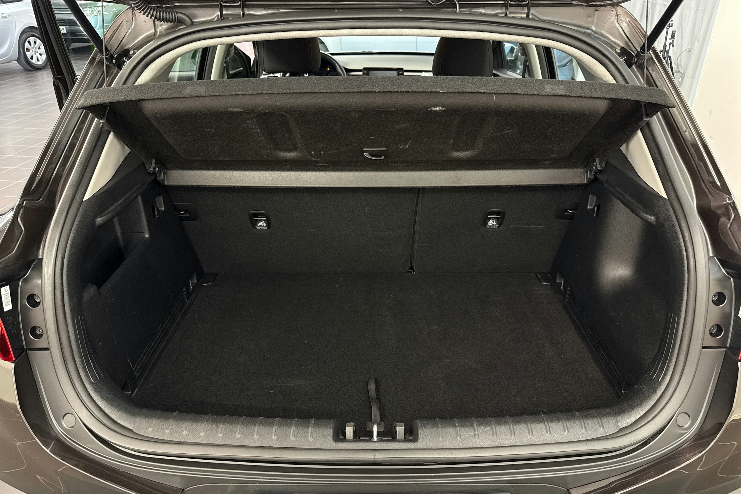 ruskea (beige) Kia Stonic 2018 kuva 30.