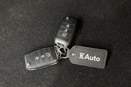 punainen Kia Stonic 2019 kuva 20.