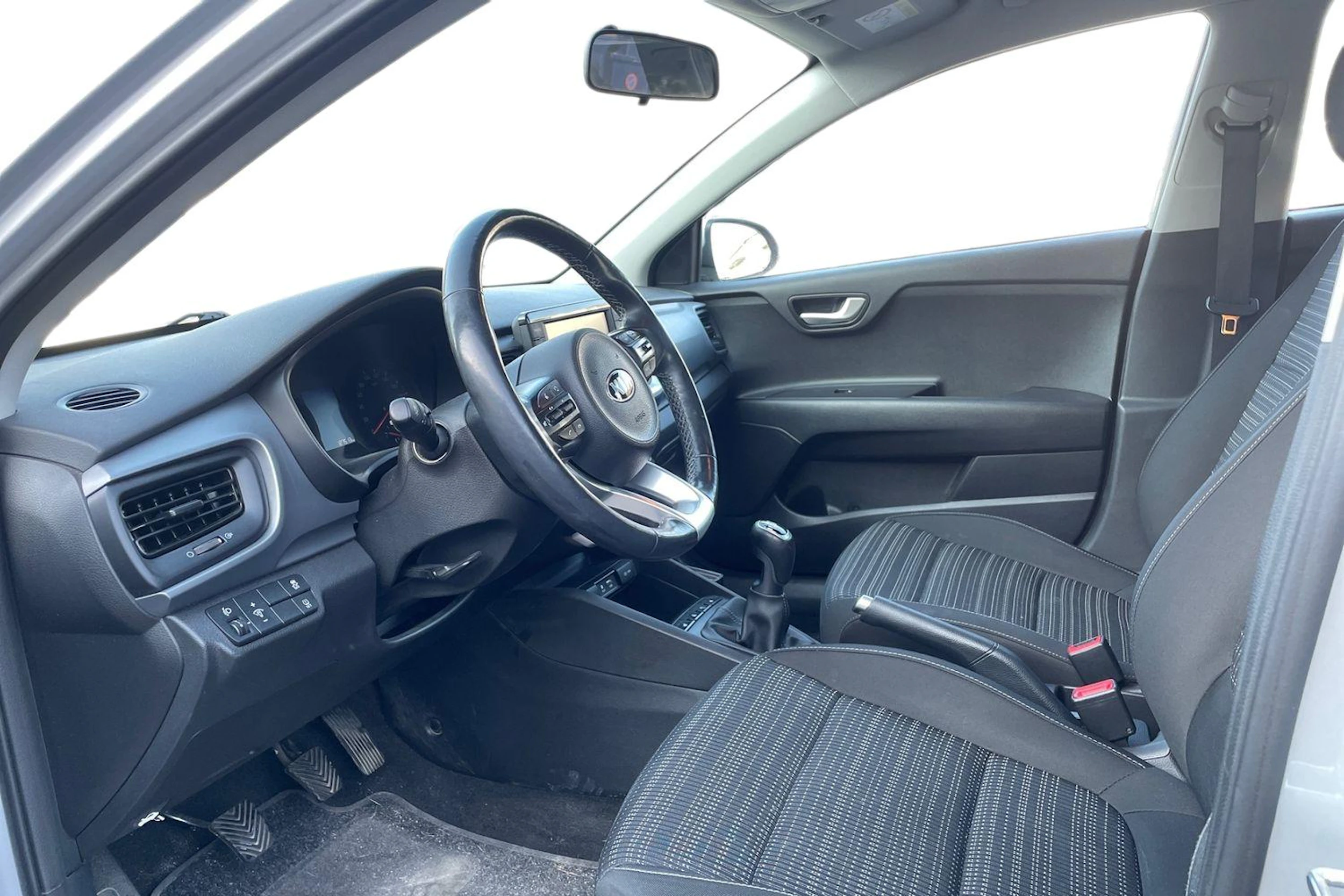 hopea Kia Stonic 2019 kuva 3.