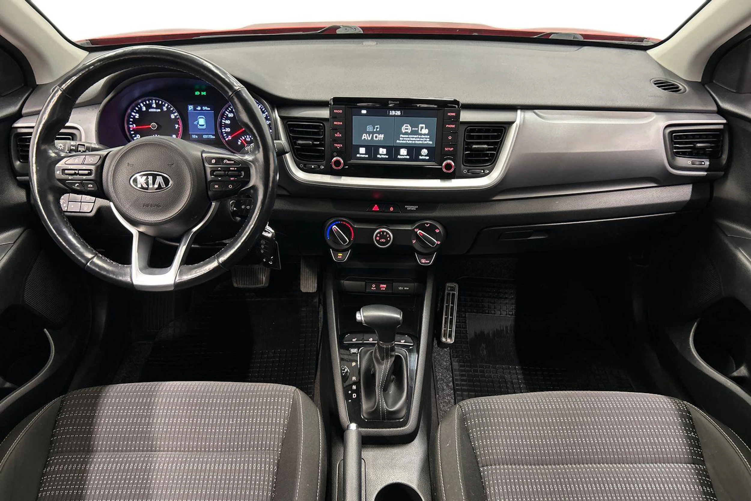 punainen Kia Stonic 2019 kuva 9.