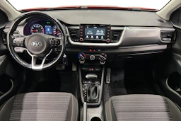 punainen Kia Stonic 2019 kuva 9.