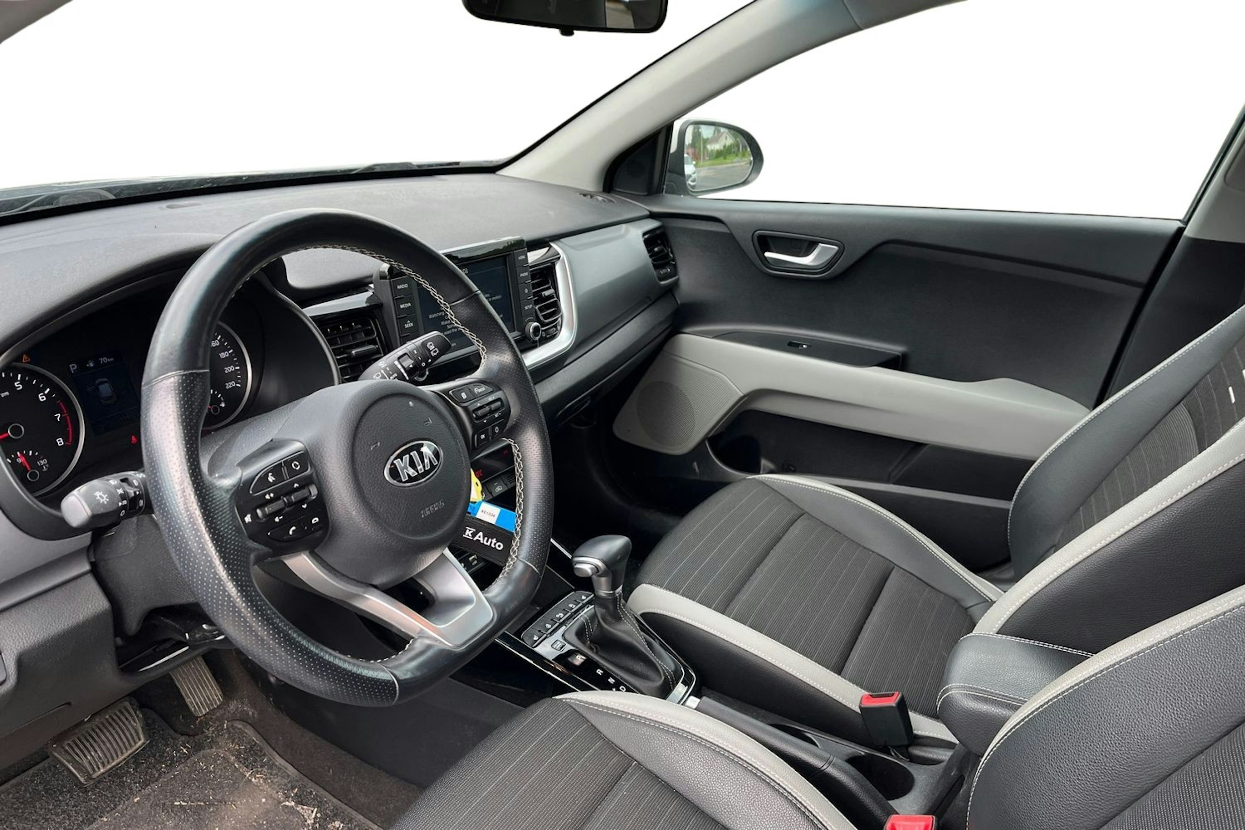 met. sininen Kia Stonic 2020 kuva 3.
