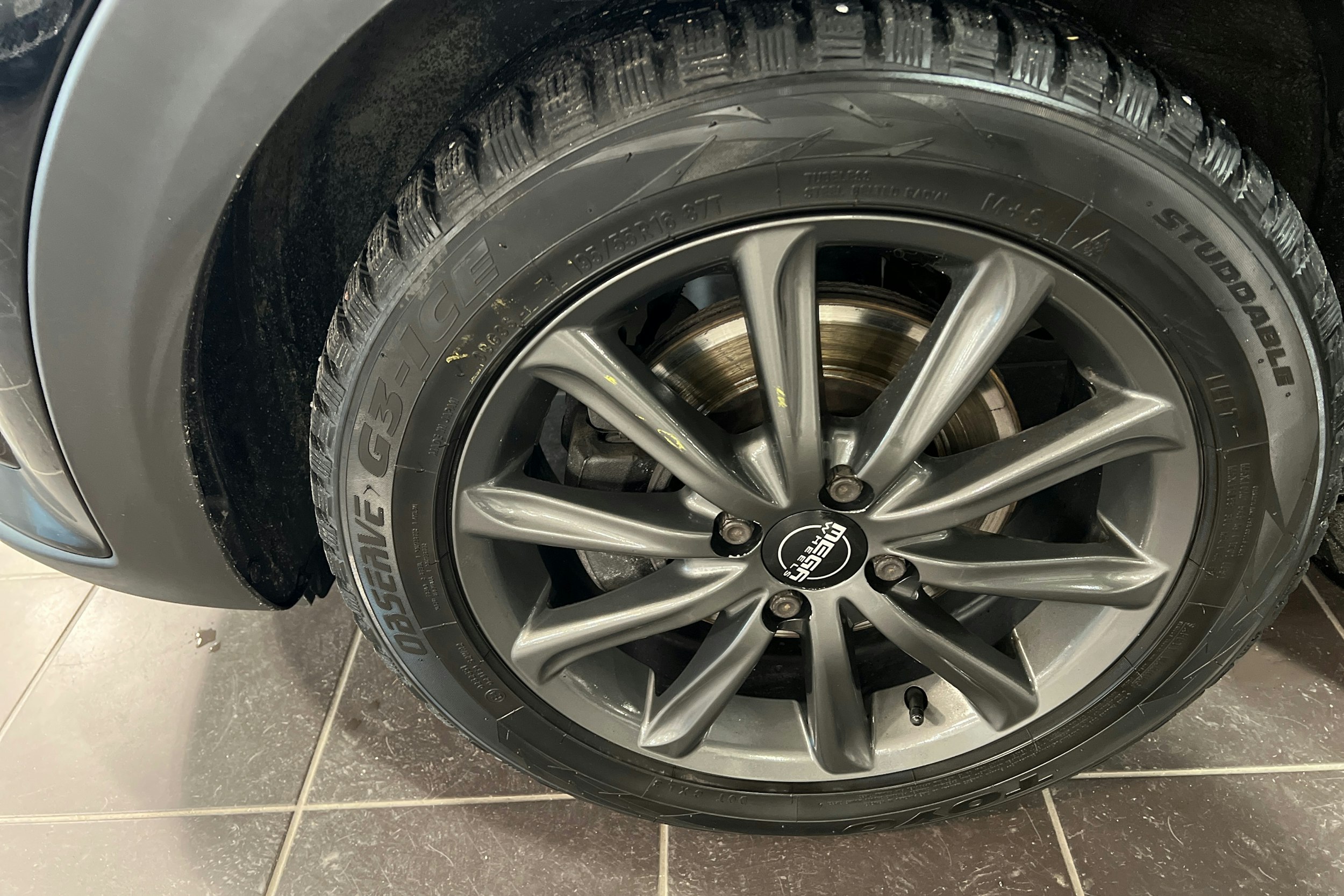 Musta Kia Stonic 2020 kuva 13.