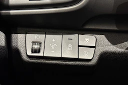 punainen Kia Stonic 2021 kuva 14.