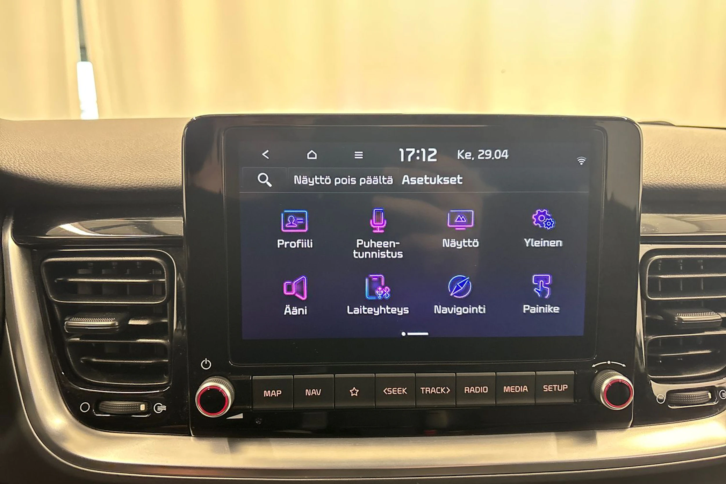 harmaa Kia Stonic 2021 kuva 25.