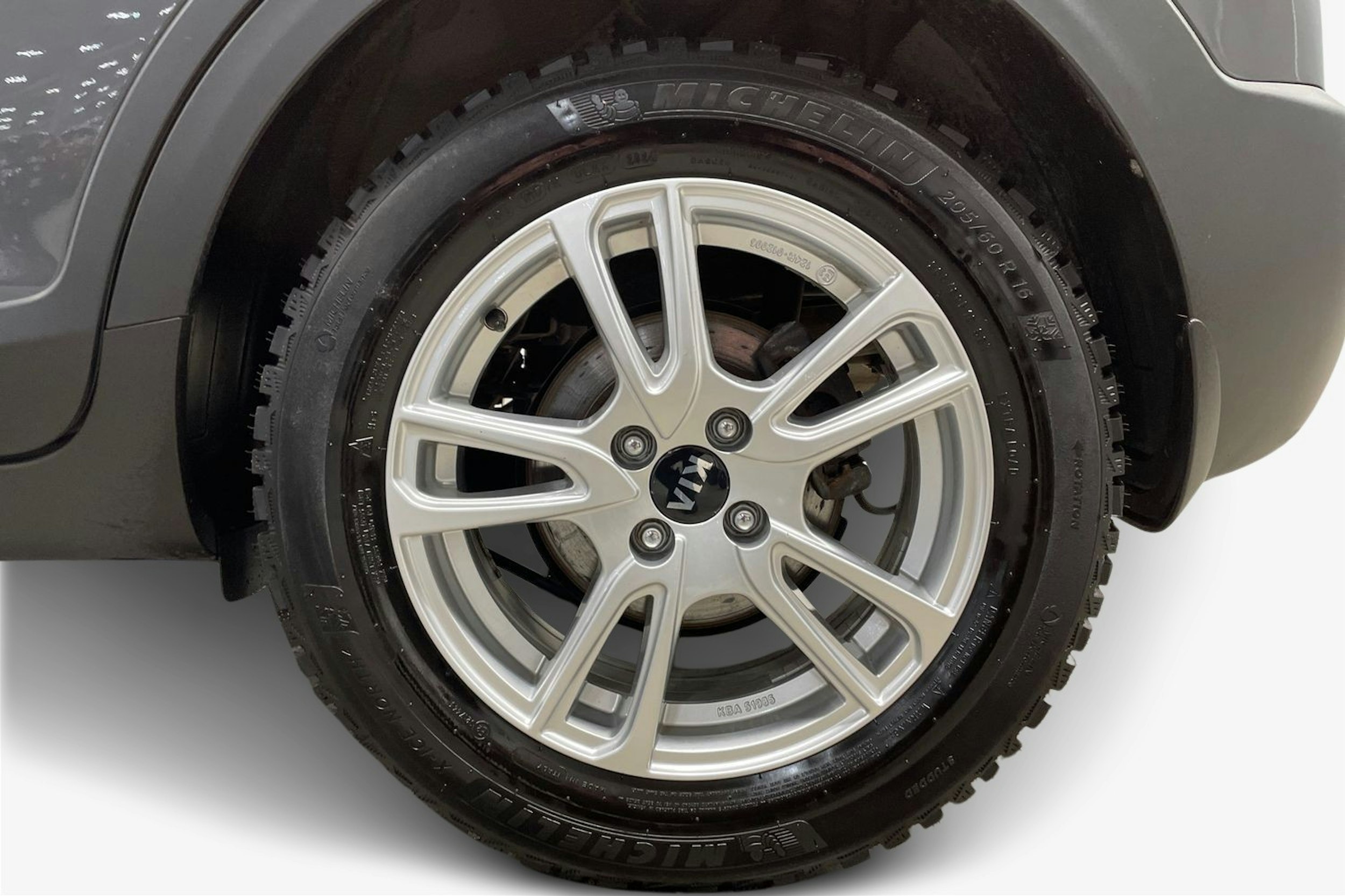 harmaa Kia Stonic 2021 kuva 11.