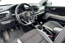 harmaa Kia Stonic 2022 kuva 3.
