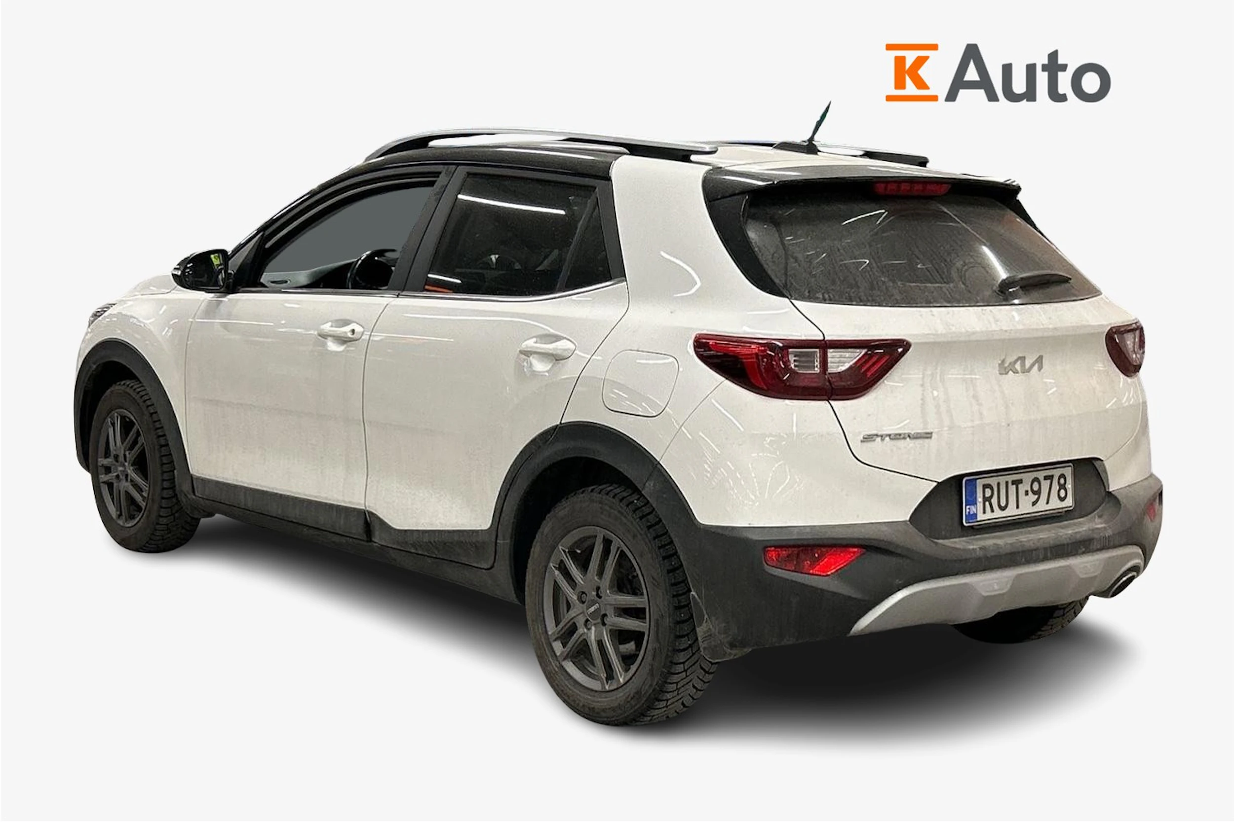 valkoinen Kia Stonic 2022 kuva 2.
