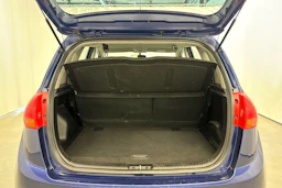 sininen Kia Venga 2011 kuva 15.