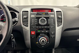 sininen Kia Venga 2011 kuva 20.