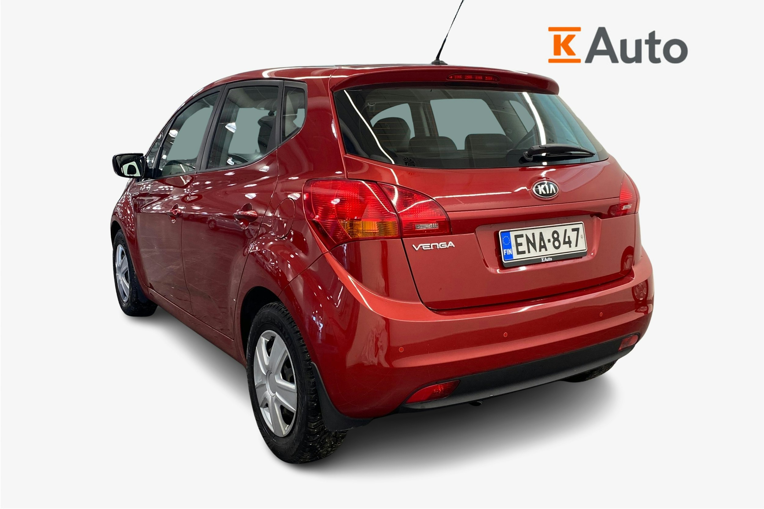 punainen Kia Venga 2014 kuva 2.