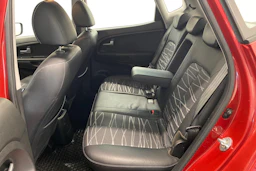 punainen Kia Venga 2014 kuva 8.