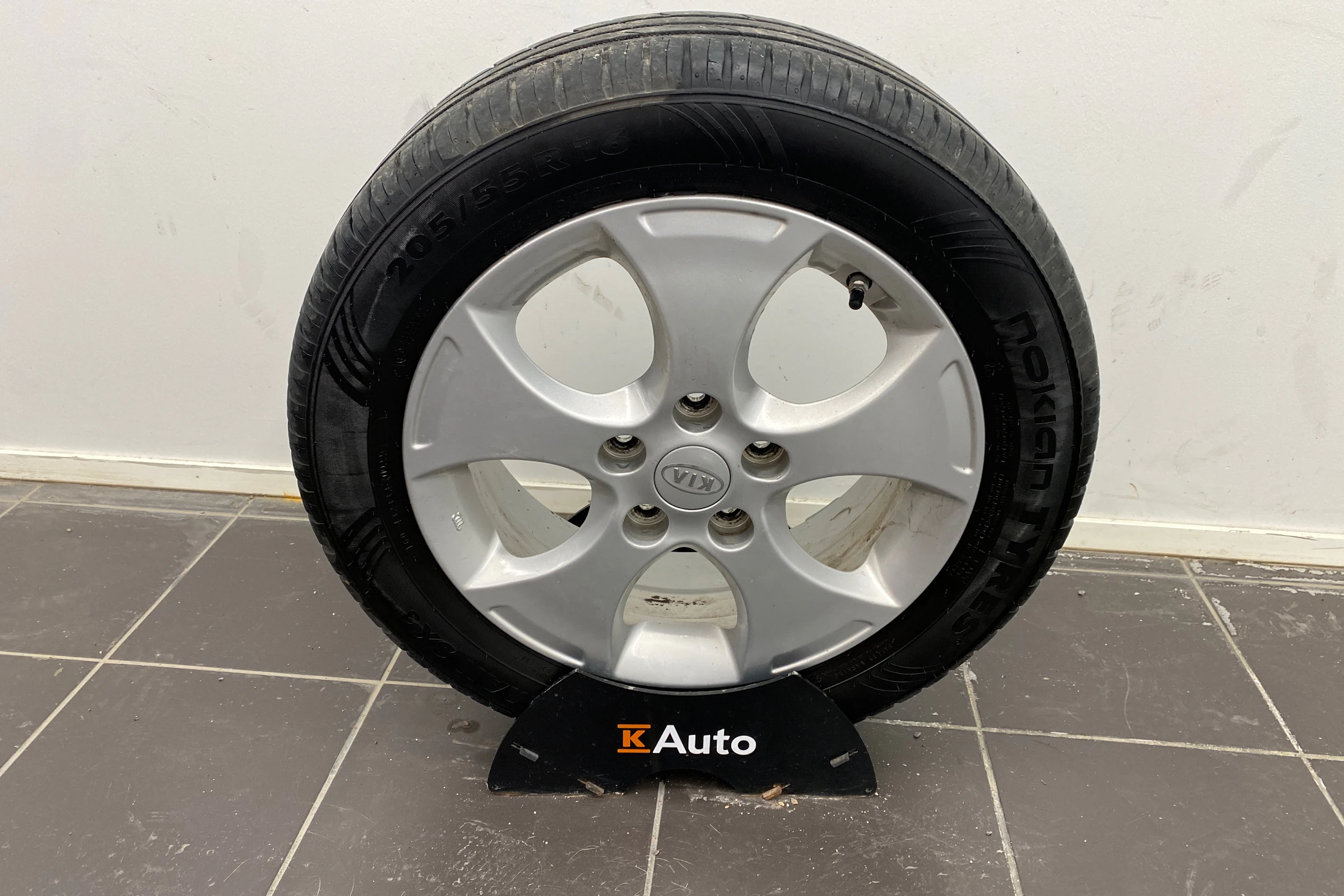 punainen Kia Venga 2014 kuva 14.