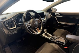 valkoinen Kia XCeed 2020 kuva 6.