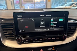 valkoinen Kia XCeed 2020 kuva 20.