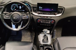 harmaa Kia XCeed 2020 kuva 9.