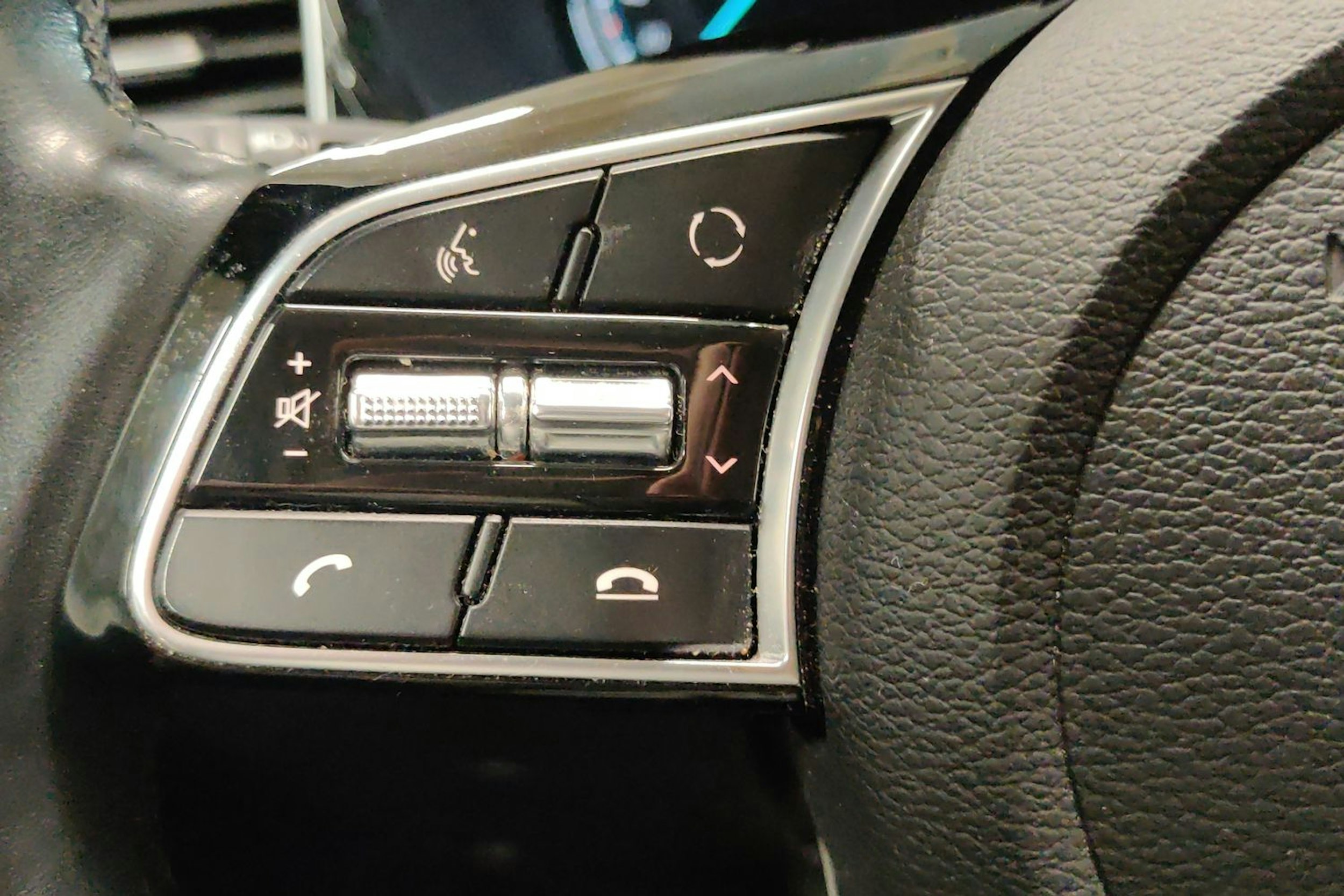harmaa Kia XCeed 2020 kuva 22.