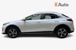 Valkoinen Kia XCeed 2020 kuva 6.