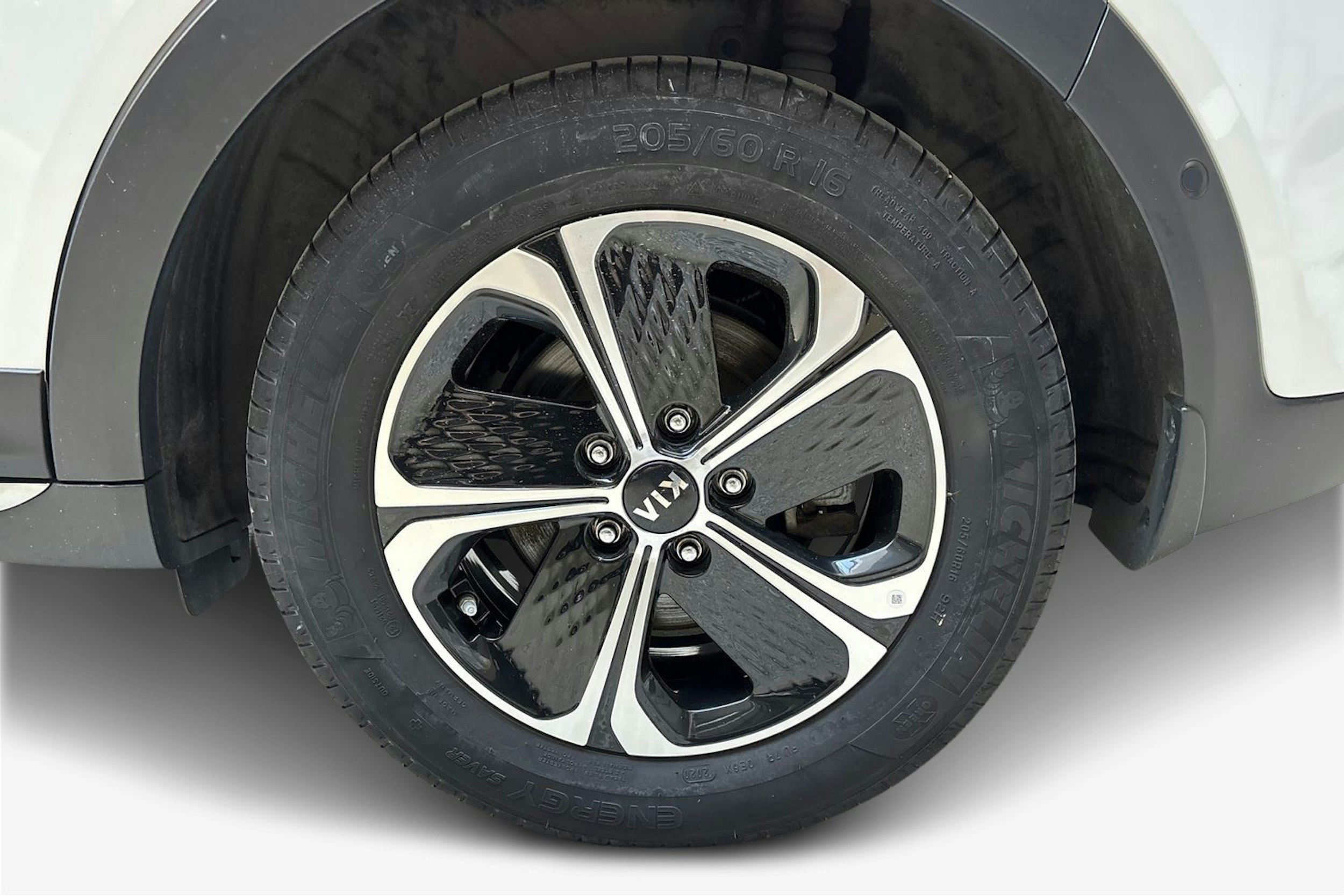 Valkoinen Kia XCeed 2020 kuva 11.