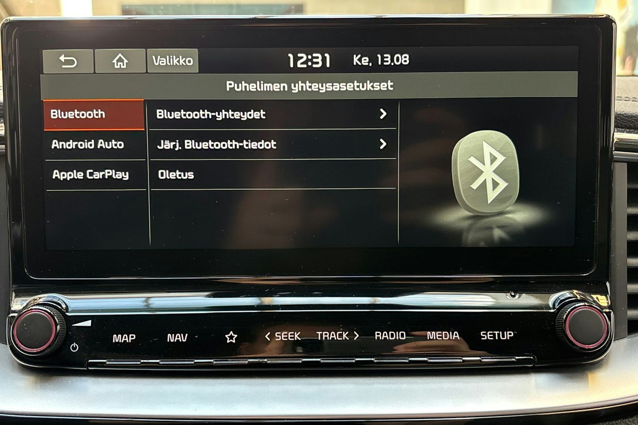 Valkoinen Kia XCeed 2020 kuva 20.