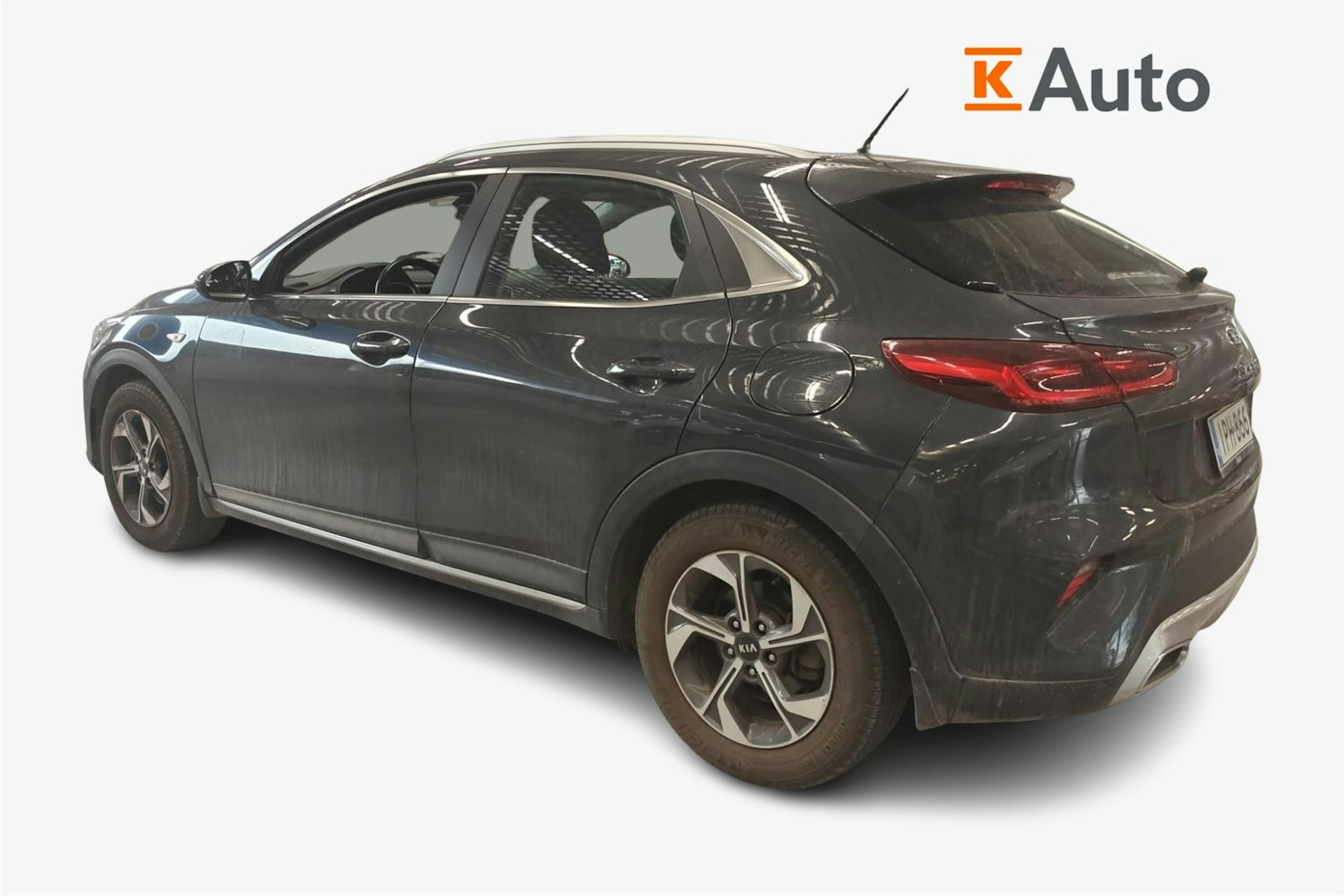 harmaa Kia XCeed 2020 kuva 2.