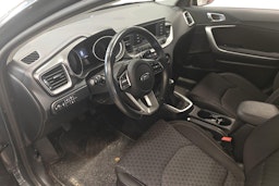 harmaa Kia XCeed 2020 kuva 3.