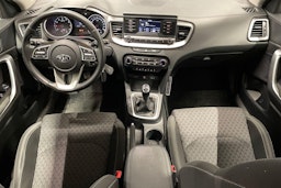 harmaa Kia XCeed 2020 kuva 9.