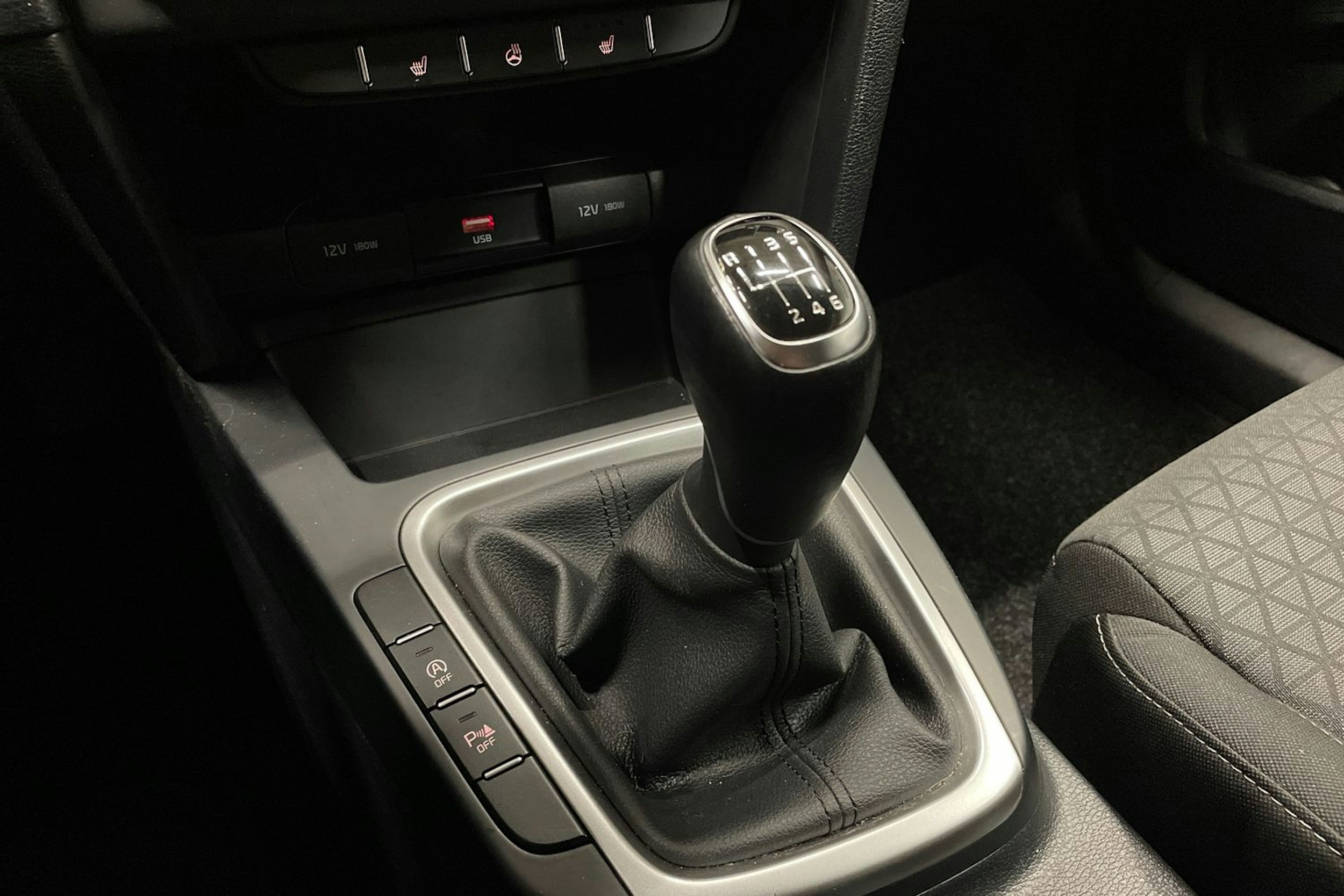 harmaa Kia XCeed 2020 kuva 19.