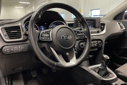 harmaa Kia XCeed 2020 kuva 23.