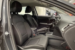 harmaa Kia XCeed 2020 kuva 24.