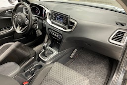 harmaa Kia XCeed 2020 kuva 25.