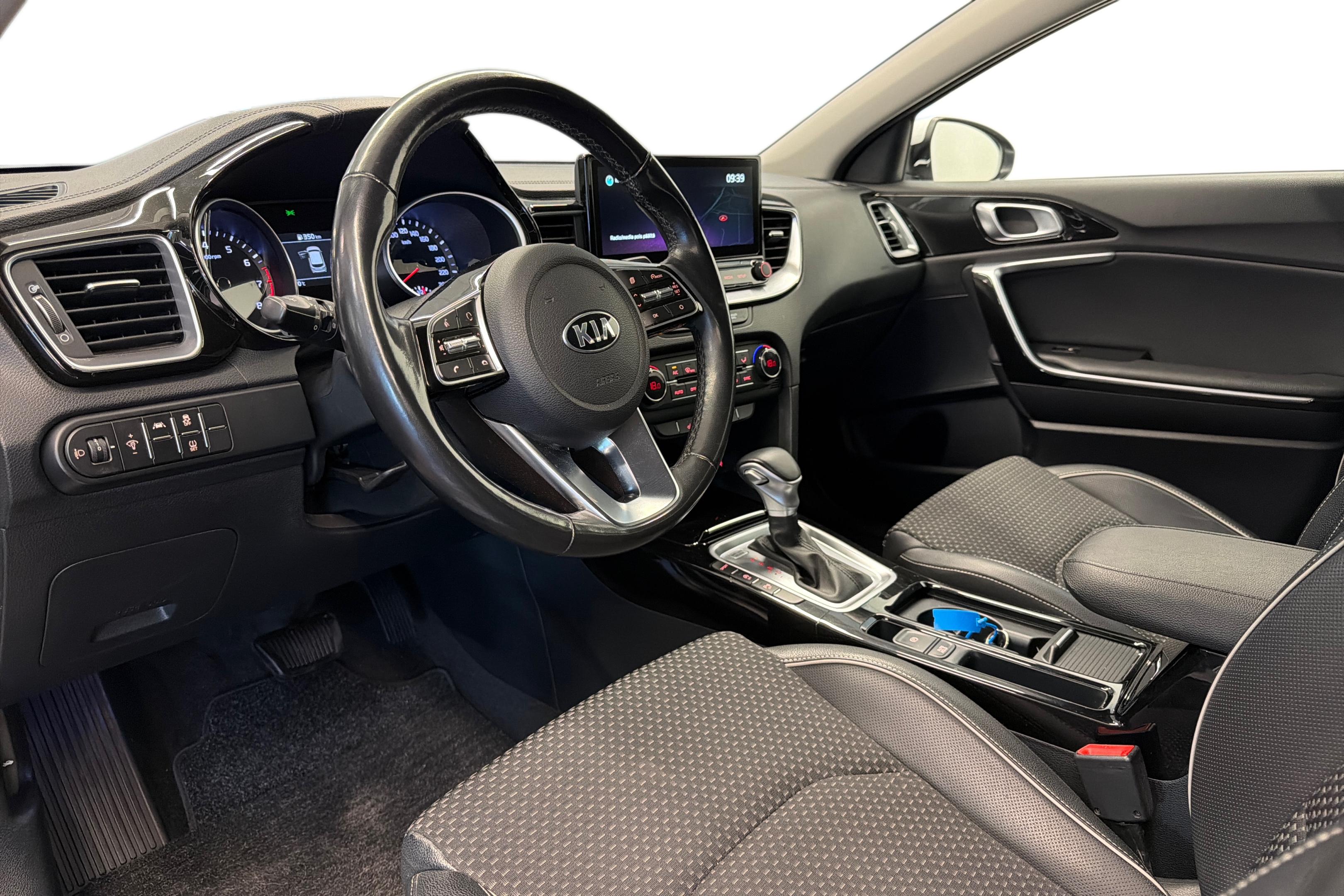 Kia Xceed 1,4 T-GDI ISG 140hv EX DCT AT 2020, kuva 6/27