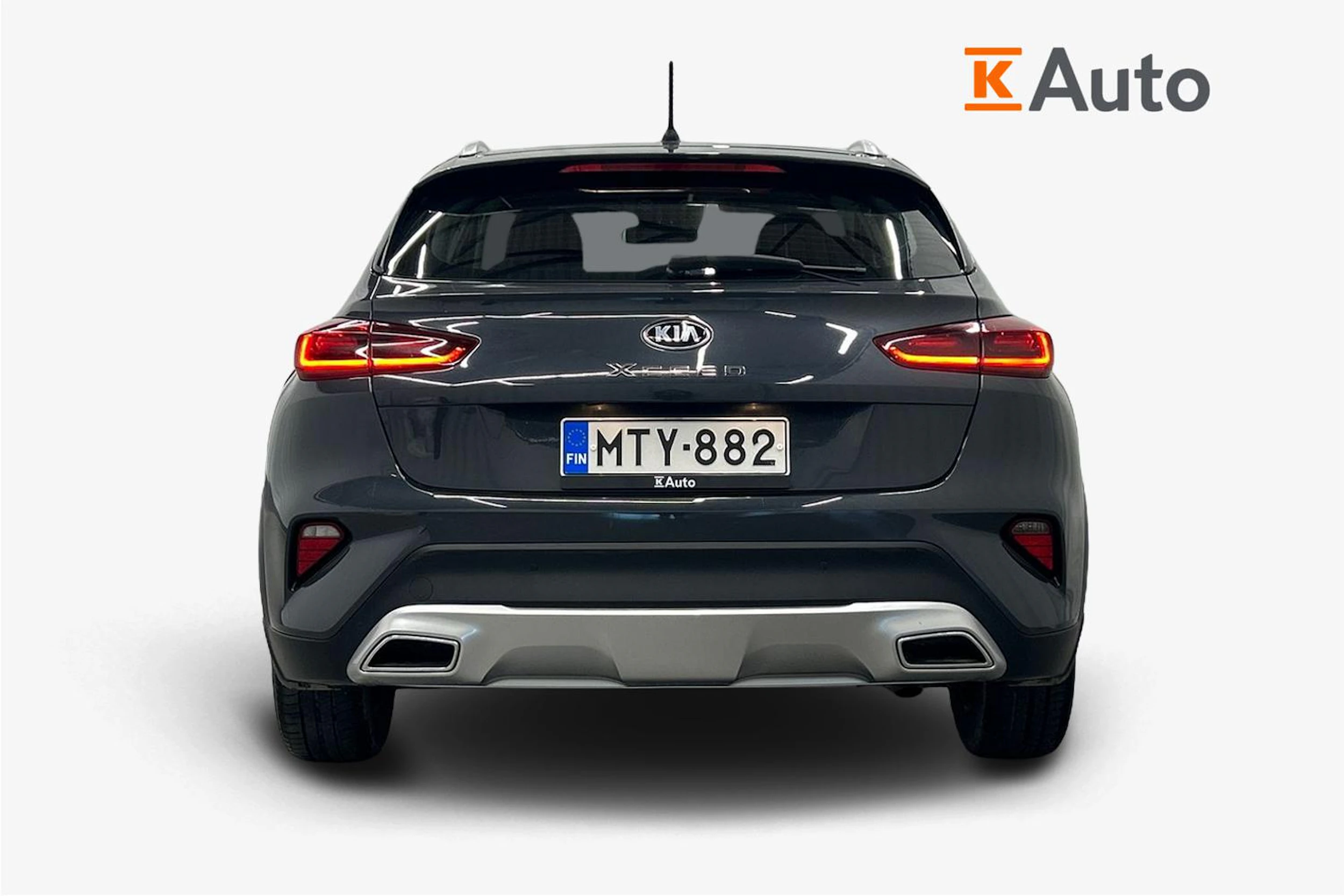 harmaa Kia XCeed 2020 kuva 3.