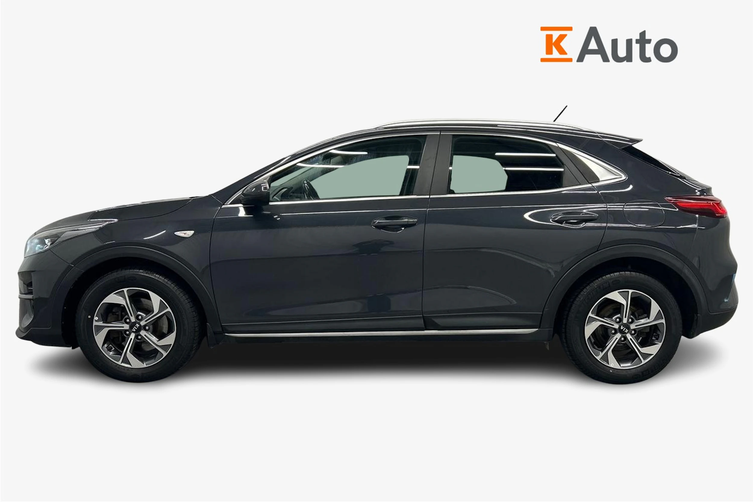 harmaa Kia XCeed 2020 kuva 5.
