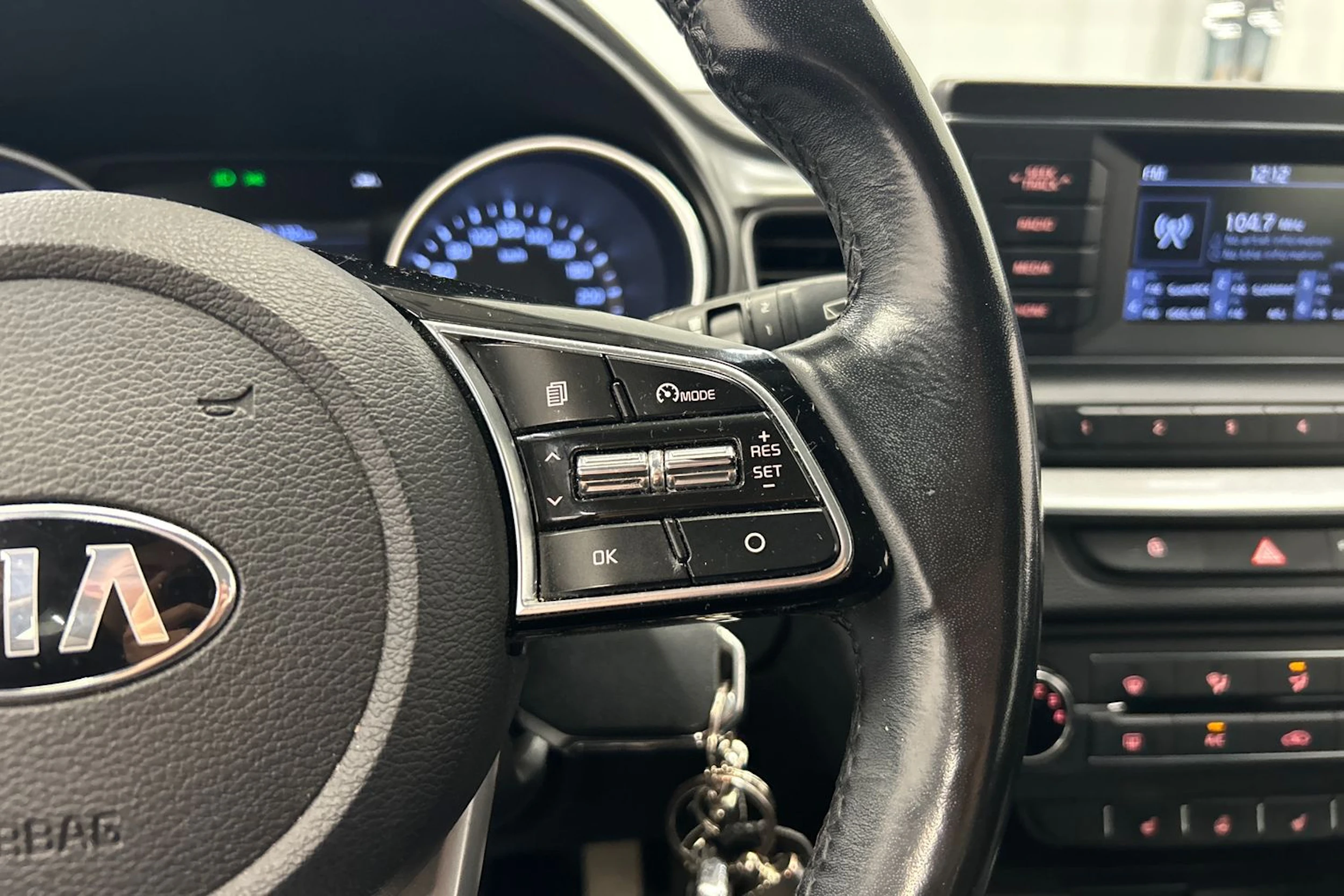 harmaa Kia XCeed 2020 kuva 16.