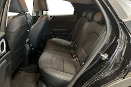 Musta Kia XCeed 2021 kuva 8.