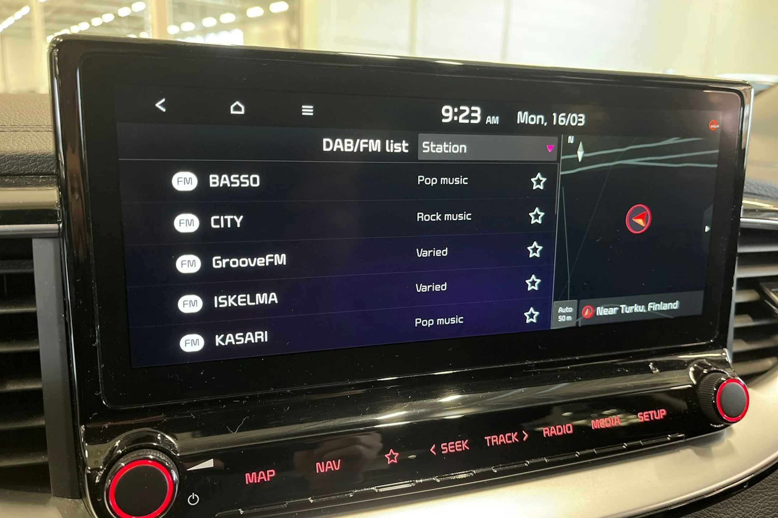 Musta Kia XCeed 2021 kuva 18.