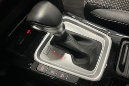 Musta Kia XCeed 2021 kuva 25.