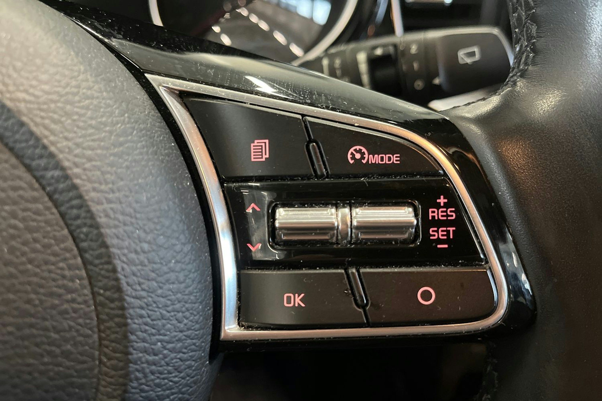 Musta Kia XCeed 2021 kuva 32.