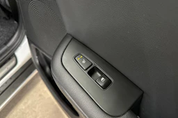 valkoinen Kia XCeed 2021 kuva 12.
