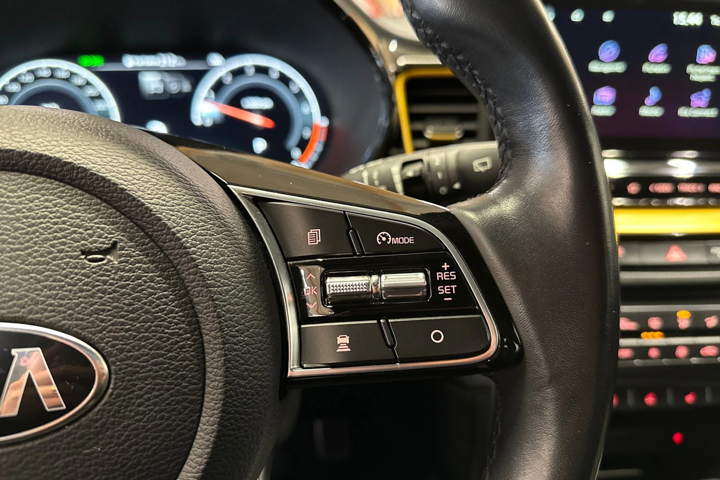 valkoinen Kia XCeed 2021 kuva 25.