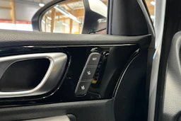 valkoinen Kia XCeed 2021 kuva 27.