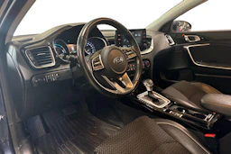 Sininen Kia XCeed 2021 kuva 3.