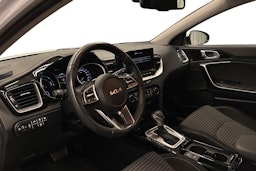 valkoinen Kia XCeed 2022 kuva 6.