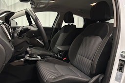 valkoinen Kia XCeed 2022 kuva 12.