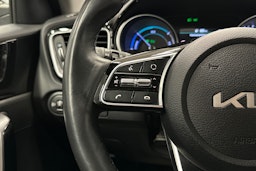 valkoinen Kia XCeed 2022 kuva 14.