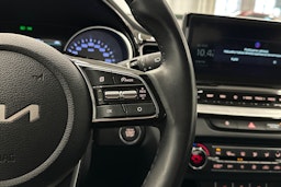 valkoinen Kia XCeed 2022 kuva 15.