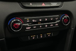 valkoinen Kia XCeed 2022 kuva 25.