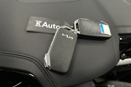 valkoinen Kia XCeed 2022 kuva 28.