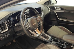 harmaa Kia XCeed 2022 kuva 7.